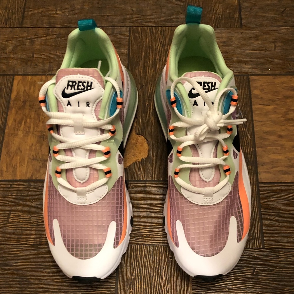 Nike Women's Sneakers - White, Pink, Orange, Blue